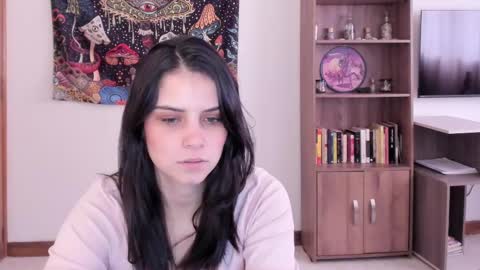 Zoe  online show from 25, 2, 2025