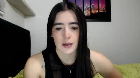 Snapshot of zoe_mill33r chatting on 27, 7, 2026 Zoe online show from 27, 7, 2026