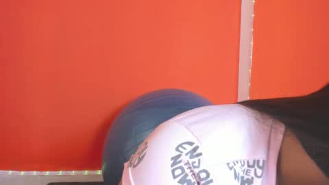 Snapshot of zoe_roux210949 chatting on 8, 2, 2025 Zoe online show from 8, 2, 2025