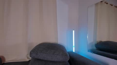 Snapshot of zoe_roux210949 chatting on 9, 3, 2025 Zoe online show from 9, 3, 2025