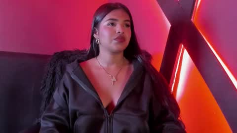 Snapshot of zoe_roux210949 chatting on 24, 9, 2025 Zoe online show from 24, 9, 2025