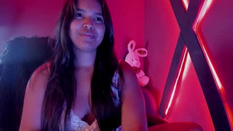 Snapshot of zoe_roux210949 chatting on 23, 10, 2025 Zoe online show from 23, 10, 2025