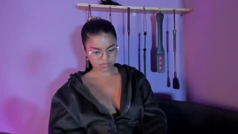 Zoe online show from 25, 2, 2026