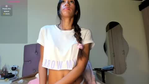 Snapshot of zoe_storm2 chatting on 29, 5, 2026 Zoe online show from 29, 5, 2026