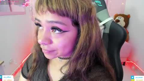 zoe_sullivan_ online show from 9, 11, 2025