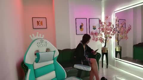 Snapshot of zoe_swan chatting on 19, 1, 2026 Zoe online show from 19, 1, 2026