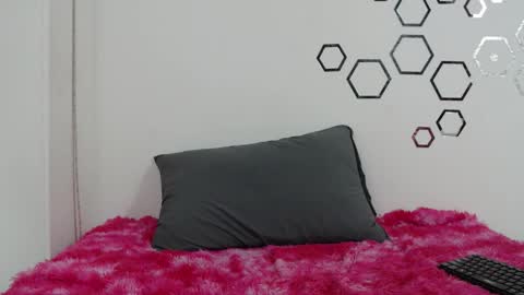 Carolina online show from 21, 11, 2025