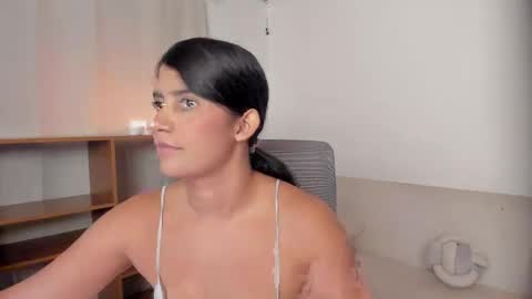 Zoe online show from 7, 4, 2026