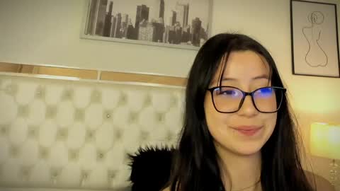 Snapshot of zoe_xra chatting on 27, 5, 2026 Zoe online show from 27, 5, 2026