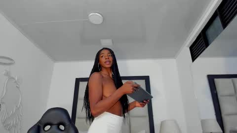 Snapshot of zoecarrter chatting on 6, 10, 2025 Zoecarrter online show from 6, 10, 2025