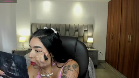  zoee jackson online show from 4, 6, 2026