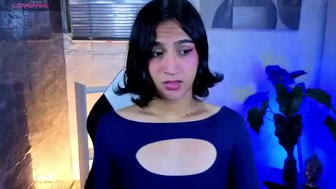 Snapshot of zoee_kiss_ chatting on 28, 6, 2026 ZOE online show from 28, 6, 2026