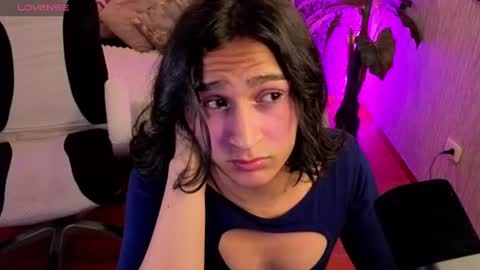 Snapshot of zoee_kiss_ chatting on 30, 7, 2026 ZOE online show from 30, 7, 2026