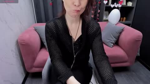 Snapshot of zoeeast chatting on 13, 2, 2025 Zoe online show from 13, 2, 2025