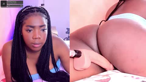 Snapshot of zoeethompson_cm chatting on 8, 1, 2026 online show from 8, 1, 2026