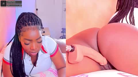 Snapshot of zoeethompson_cm chatting on 14, 1, 2026 online show from 14, 1, 2026