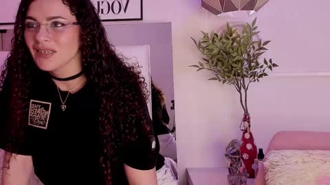 Zoe online show from 25, 2, 2026