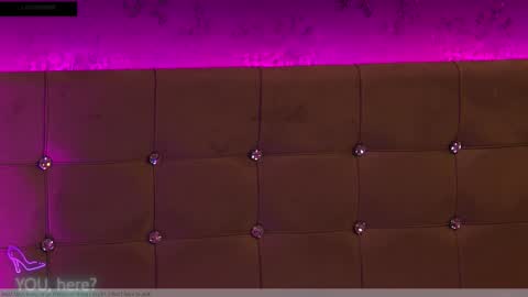 ZoeMesmerize online show from 10, 11, 2025