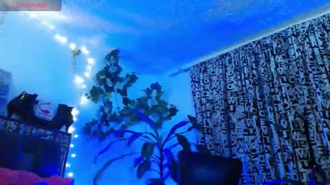 Snapshot of zoemi chatting on 11, 1, 2025 zoemi online show from 11, 1, 2025