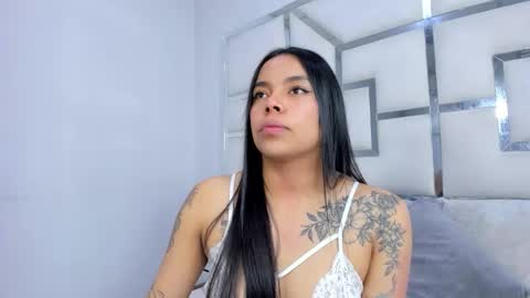 ZoeSwam online show from 29, 10, 2025