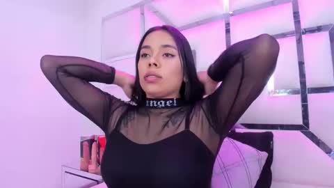 Snapshot of zoeswanx chatting on 1, 2, 2026 ZoeSwam online show from 1, 2, 2026