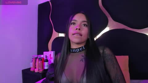 Snapshot of zoeswanx chatting on 2, 3, 2026 ZoeSwam online show from 2, 3, 2026