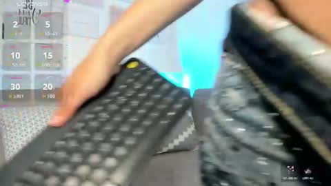 Snapshot of zoey_monroe_ chatting on 13, 7, 2026 Zoey online show from 13, 7, 2026