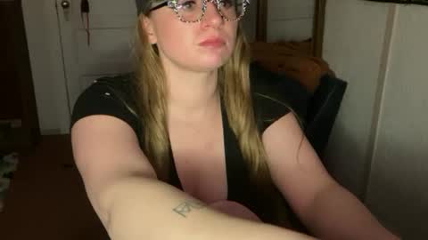 rebecca buckler online show from 2, 2, 2025