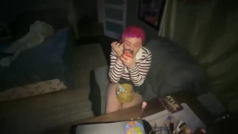 rebecca buckler online show from 18, 11, 2025