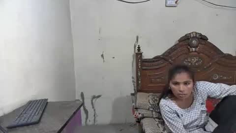 zoyakhan803 online show from 18, 5, 2026