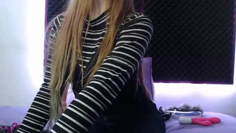 Snapshot of zpzphot chatting on 19, 10, 2025 zpzphot online show from 19, 10, 2025