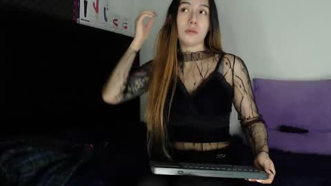 Snapshot of zpzphot chatting on 3, 11, 2025 zpzphot online show from 3, 11, 2025