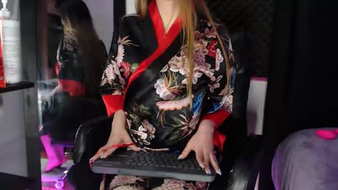 Snapshot of zpzphot chatting on 20, 11, 2025 zpzphot online show from 20, 11, 2025