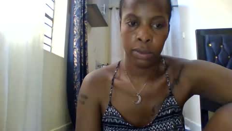 zurivelvetstudio online show from 28, 3, 2026