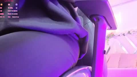 Snapshot of zury_tay chatting on 17, 7, 2026 ZURY online show from 17, 7, 2026