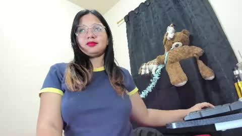 Snapshot of zusan_king_ chatting on 20, 7, 2026 Im Zusan My schedule is from 1030pm to 430 am colombian time online show from 20, 7, 2026