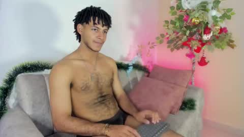 Snapshot of zyan_moreno chatting on 18, 11, 2025 zyan_moreno online show from 18, 11, 2025