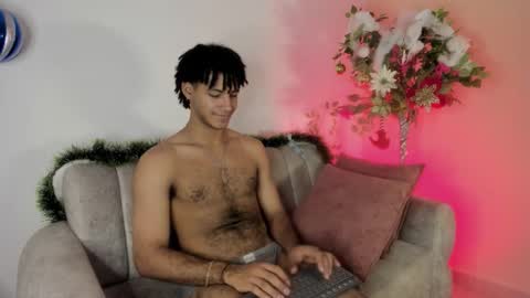 Snapshot of zyan_moreno chatting on 24, 11, 2025 zyan_moreno online show from 24, 11, 2025