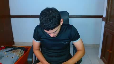 Snapshot of zyrosxk chatting on 16, 5, 2026 antonio felipe online show from 16, 5, 2026