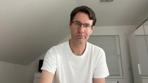 zzz123_cam online show from 21, 4, 2026