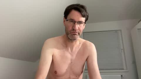 zzz123_cam online show from 11, 5, 2026