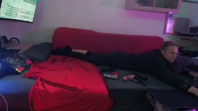 davidgntxxxxx online show from 7, 4, 2026