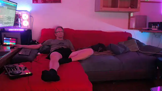 Snapshot of davidgntxxxxx chatting on 28, 4, 2026 davidgntxxxxx online show from 28, 4, 2026