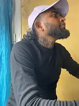 Snapshot of IviedWaster chatting on 13, 2, 2025 IviedWaster online show from 13, 2, 2025