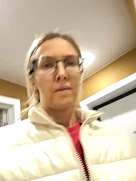 angelmommu online show from 1, 11, 2025