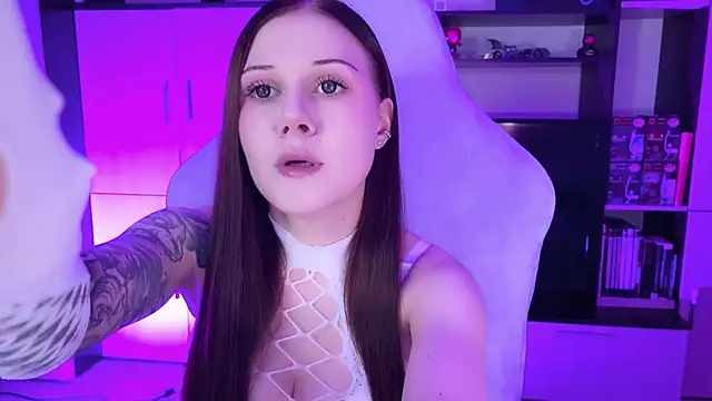 jasminevine online show from 11, 1, 2025