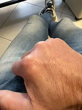 Snapshot of buodiculo chatting on 11, 2, 2025 buodiculo online show from 11, 2, 2025