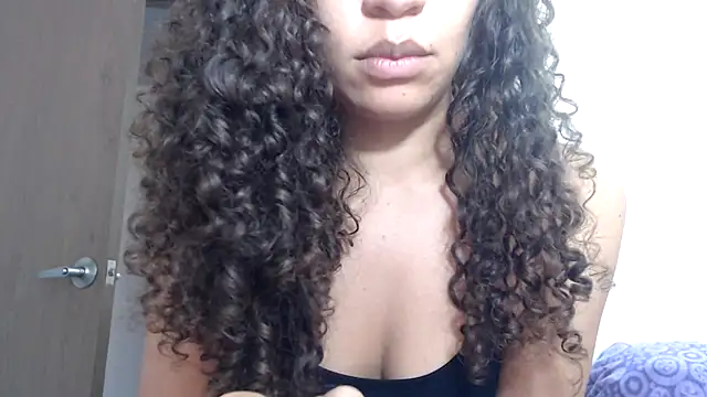 gatubelahot online show from 18, 3, 2025