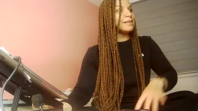 Snapshot of gatubelahot chatting on 23, 6, 2026 gatubelahot online show from 23, 6, 2026