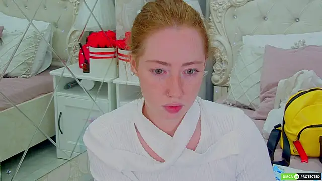 Snapshot of TinaBrook chatting on 16, 9, 2025 TinaBrook online show from 16, 9, 2025